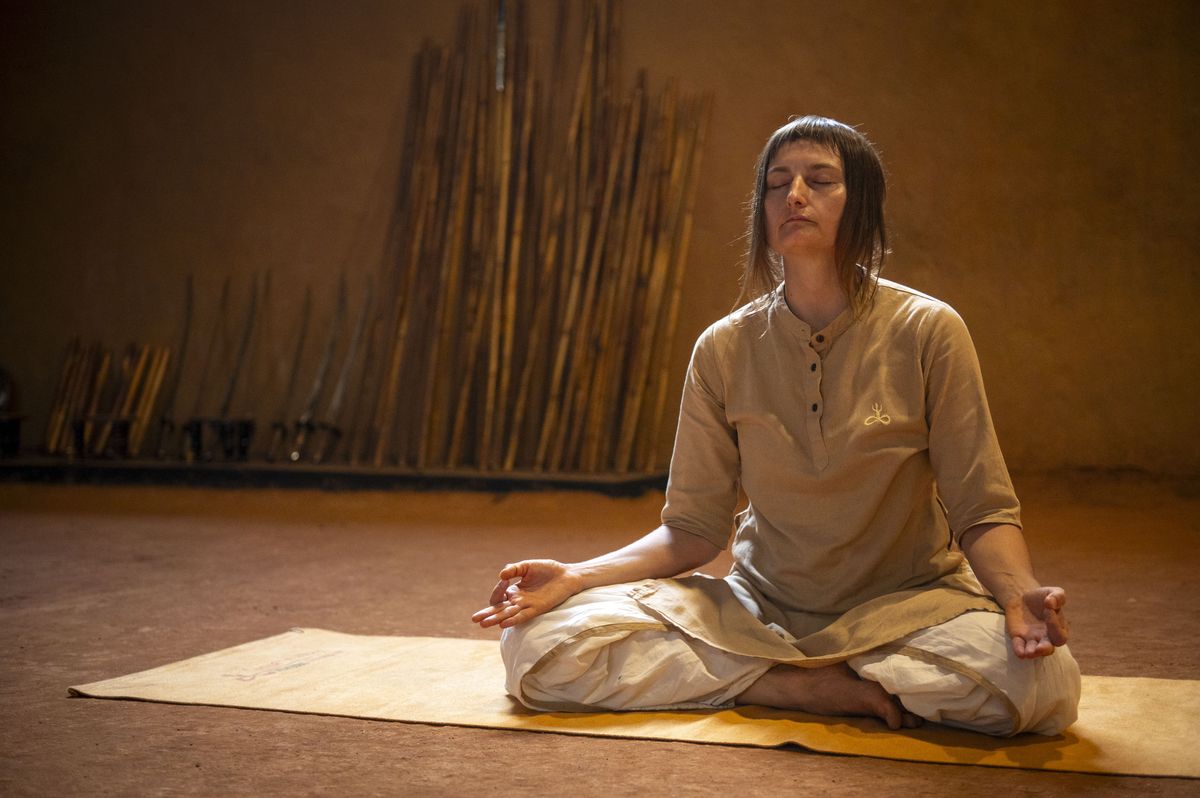 Isha Kriya 2